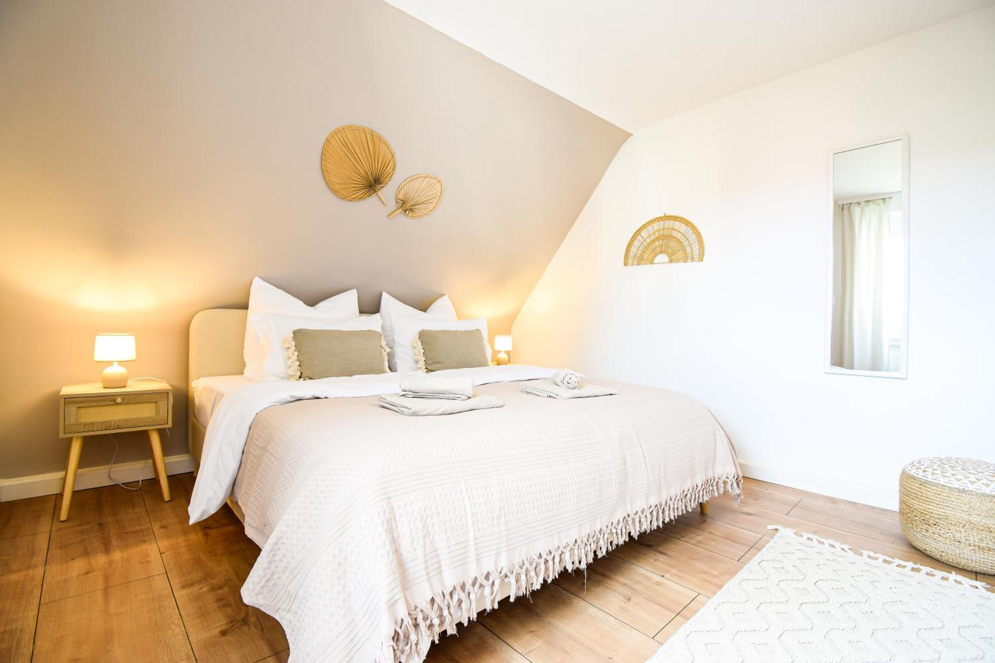 Boho-Apartment - Feel Like Home, Tiny Bathroom & Garage, 60M2 Mühlacker エクステリア 写真