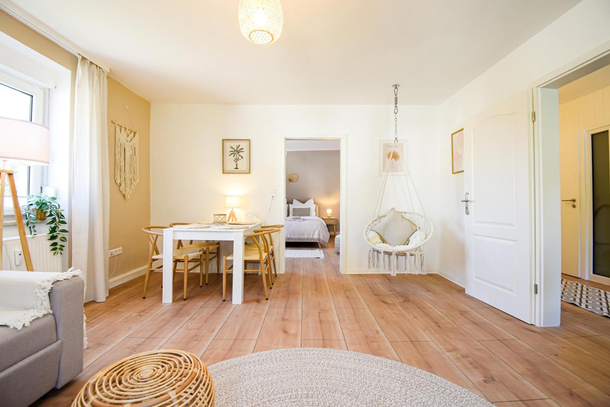 Boho-Apartment - Feel Like Home, Tiny Bathroom & Garage, 60M2 Mühlacker エクステリア 写真
