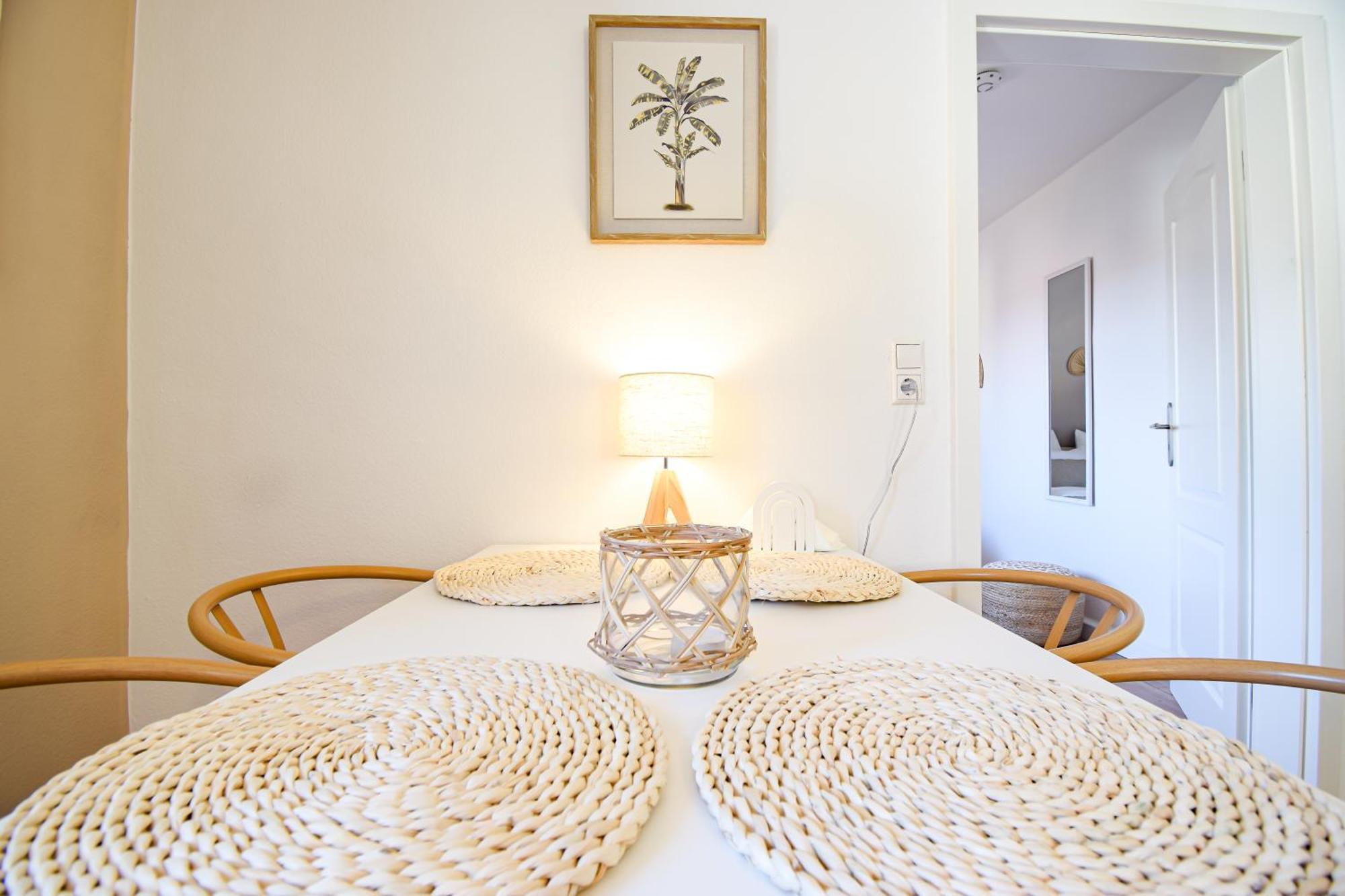 Boho-Apartment - Feel Like Home, Tiny Bathroom & Garage, 60M2 Mühlacker エクステリア 写真